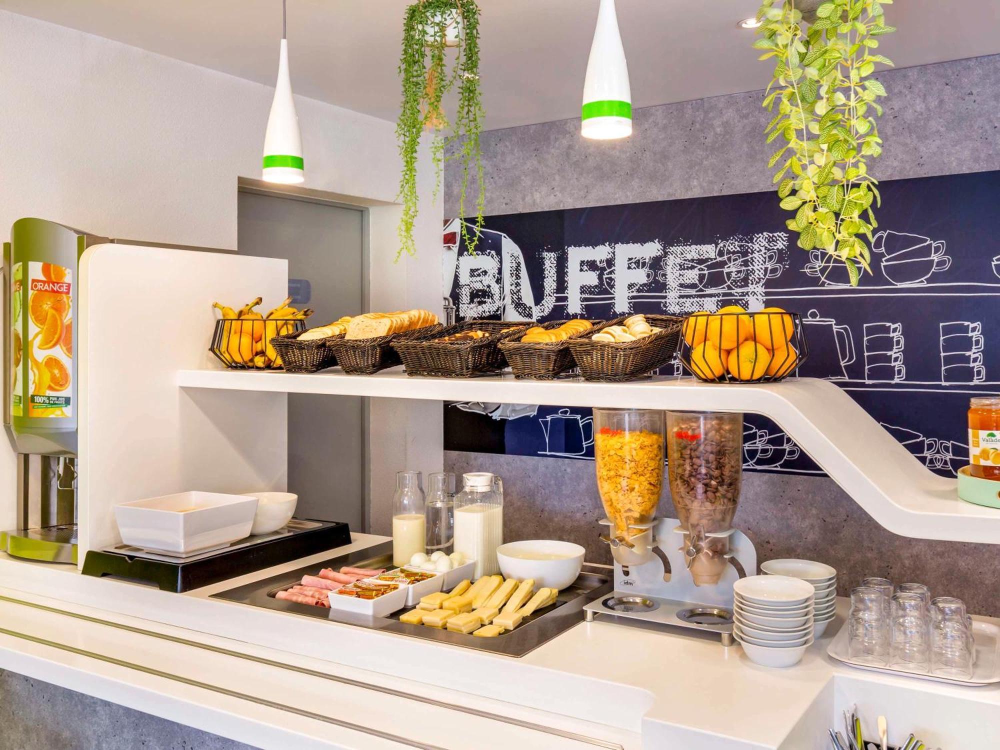 Ibis Budget Grenoble Sud Seyssinet Екстериор снимка