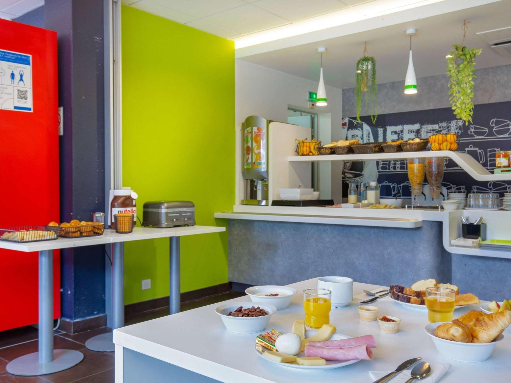 Ibis Budget Grenoble Sud Seyssinet Екстериор снимка